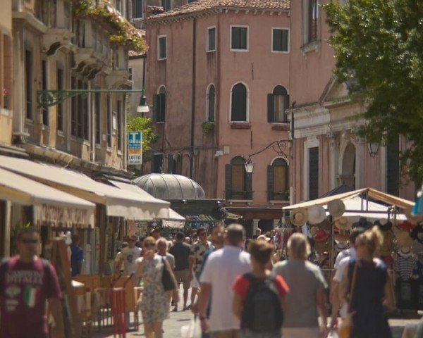 Uncrossable rush - Il Mondo di Uncrossable Rush: Gioco di Slot emozionante in Italia